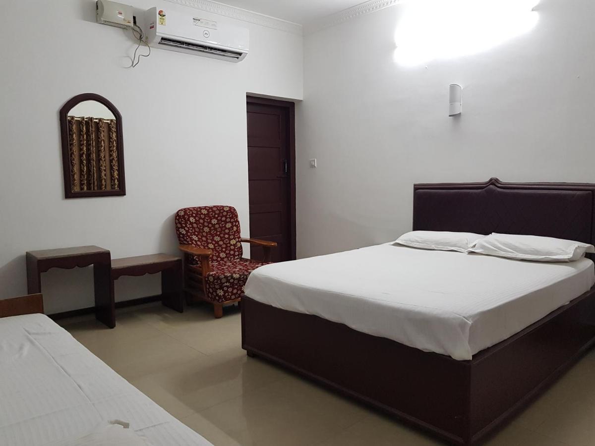 All Seasons Guest House Thiruvananthapuram Ngoại thất bức ảnh